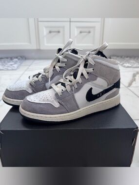 Jordan Kids High-Top Sneakers - Gray, White, Black